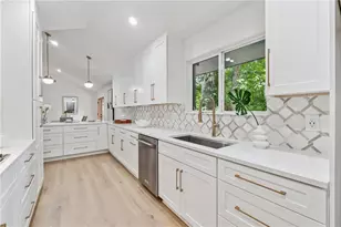 1542 Lavista Rd, Atlanta, GA 30329 - Photo 12