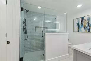 1542 Lavista Rd, Atlanta, GA 30329 - Photo 32