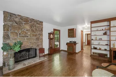 395 Nottingham Drive, Marietta, GA 30066 - Photo 2