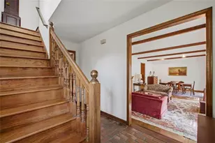395 Nottingham Dr, Marietta, GA 30066 - Photo 2