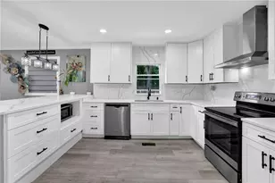 1895 Meadowchase Ct, Snellville, GA 30078 - Photo 6