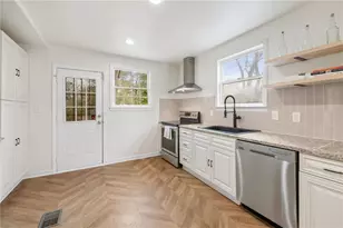 1649 Beecher St SW, Atlanta, GA 30310 - Photo 8