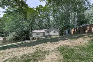 6911 Beechwood Dr, Acworth, GA 30102 - Photo 22