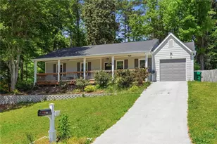 874 Fox Valley Dr, Stone Mountain, GA 30088 - Photo 2
