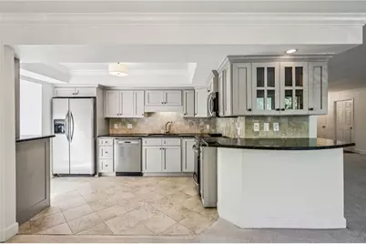 25316 Plantation Drive NE #316, Atlanta, GA 30324 - Photo 8