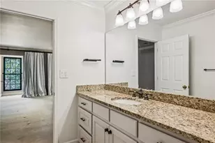 25316 Plantation Dr NE, Atlanta, GA 30324 - Photo 24