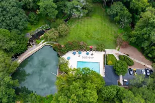25316 Plantation Dr NE, Atlanta, GA 30324 - Photo 32