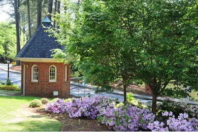 25316 Plantation Drive NE #316, Atlanta, GA 30324 - Photo 2