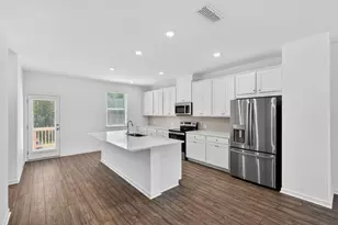 623 Oak Blf Dr, Cumming, GA 30040 - Photo 6