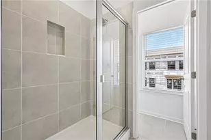 623 Oak Blf Dr, Cumming, GA 30040 - Photo 4