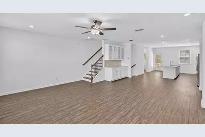 623 Oak Bluff Drive, Cumming, GA 30040 - Photo 10