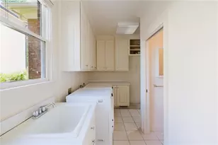 8020 Royal St Georges Ln, Duluth, GA 30097 - Photo 38