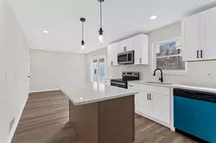 520 Stonewood Dr, Stone Mountain, GA 30087 - Photo 14