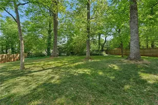1860 Twin Branch Dr, Marietta, GA 30062 - Photo 40