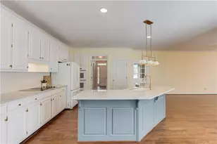 2591 Kenswick Cir, Lawrenceville, GA 30044 - Photo 10
