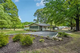 1679 Seayes Rd SW, Mableton, GA 30126 - Photo 2