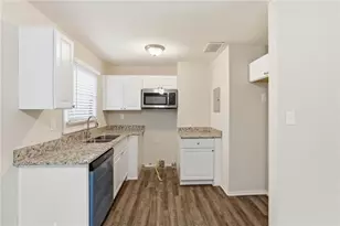 3660 Fairlane Dr NW, Atlanta, GA 30331 - Photo 12