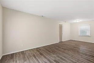 3660 Fairlane Dr NW, Atlanta, GA 30331 - Photo 8