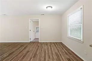 3660 Fairlane Dr NW, Atlanta, GA 30331 - Photo 10