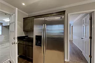 820 Providence Dr, Lawrenceville, GA 30044 - Photo 14