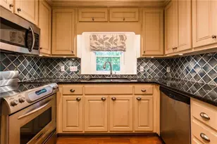 82 Montre Square NW, Atlanta, GA 30327 - Photo 18