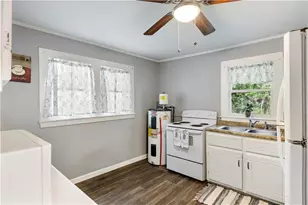 310 Georgia Ave, Summerville, GA 30747 - Photo 6