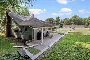 310 Georgia Ave, Summerville, GA 30747 - Photo 4