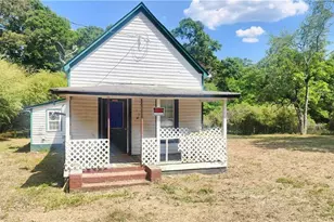 101 Smith Rd, Newnan, GA 30263 - Photo 2