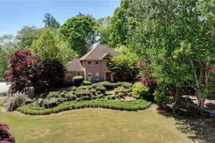 260 Hanarry Dr, Lawrenceville, GA 30046 - Photo 2