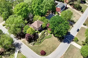 260 Hanarry Dr, Lawrenceville, GA 30046 - Photo 6