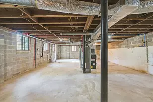 1703 Barrett Dr NW, Atlanta, GA 30318 - Photo 16
