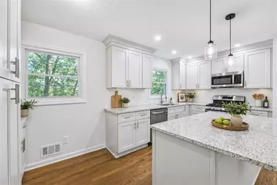 1703 Barrett Drive NW, Atlanta, GA 30318 - Photo 6
