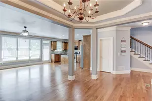 5885 Vista Brook Dr, Suwanee, GA 30024 - Photo 6