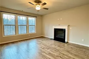 232 Pinehurst Dr, Winder, GA 30680 - Photo 8