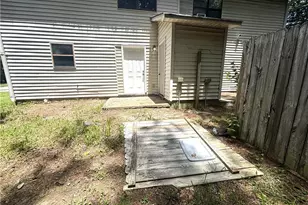 906 Silverwood Dr, Atlanta, GA 30349 - Photo 16