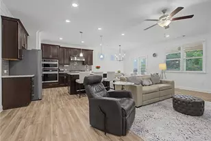 950 Summit Dr, Canton, GA 30114 - Photo 14