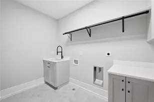 415 Westside Dr, Roswell, GA 30075 - Photo 30
