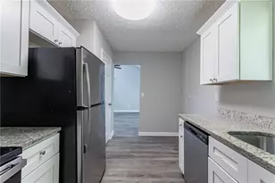 2466 Fairway Cir SW, Atlanta, GA 30331 - Photo 8