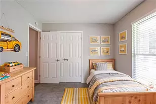 2466 Fairway Cir SW, Atlanta, GA 30331 - Photo 6