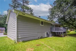 2466 Fairway Cir SW, Atlanta, GA 30331 - Photo 24