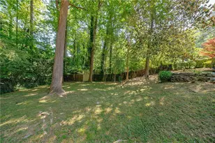 2431 Battle Dr NE, Atlanta, GA 30345 - Photo 28