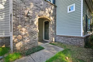 279 Hiawassee Dr, Woodstock, GA 30188 - Photo 4