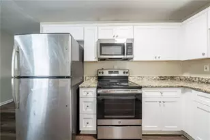 3185 Bluebird Ln, Decatur, GA 30032 - Photo 8