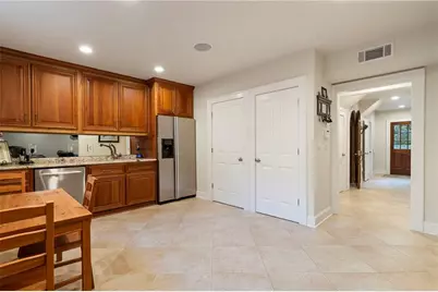 738 Wildwood Road, Atlanta, GA 30324 - Photo 44