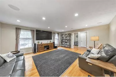 2711 Georgian Court, Marietta, GA 30068 - Photo 12