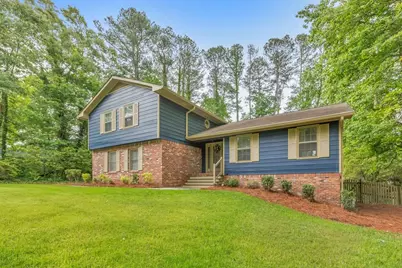 2711 Georgian Court, Marietta, GA 30068 - Photo 42