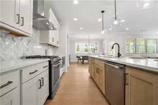 3216 Cedar St, Scottdale, GA 30079 - Photo 8