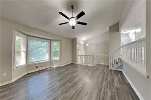 434 Robin Hood Dr, Douglasville, GA 30134 - Photo 2