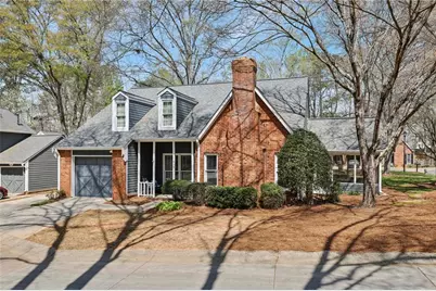 615 Roswell Green Lane, Roswell, GA 30075 - Photo 2