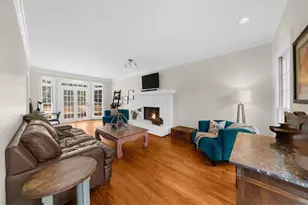 12493 Charlotte Dr, Alpharetta, GA 30004 - Photo 6
